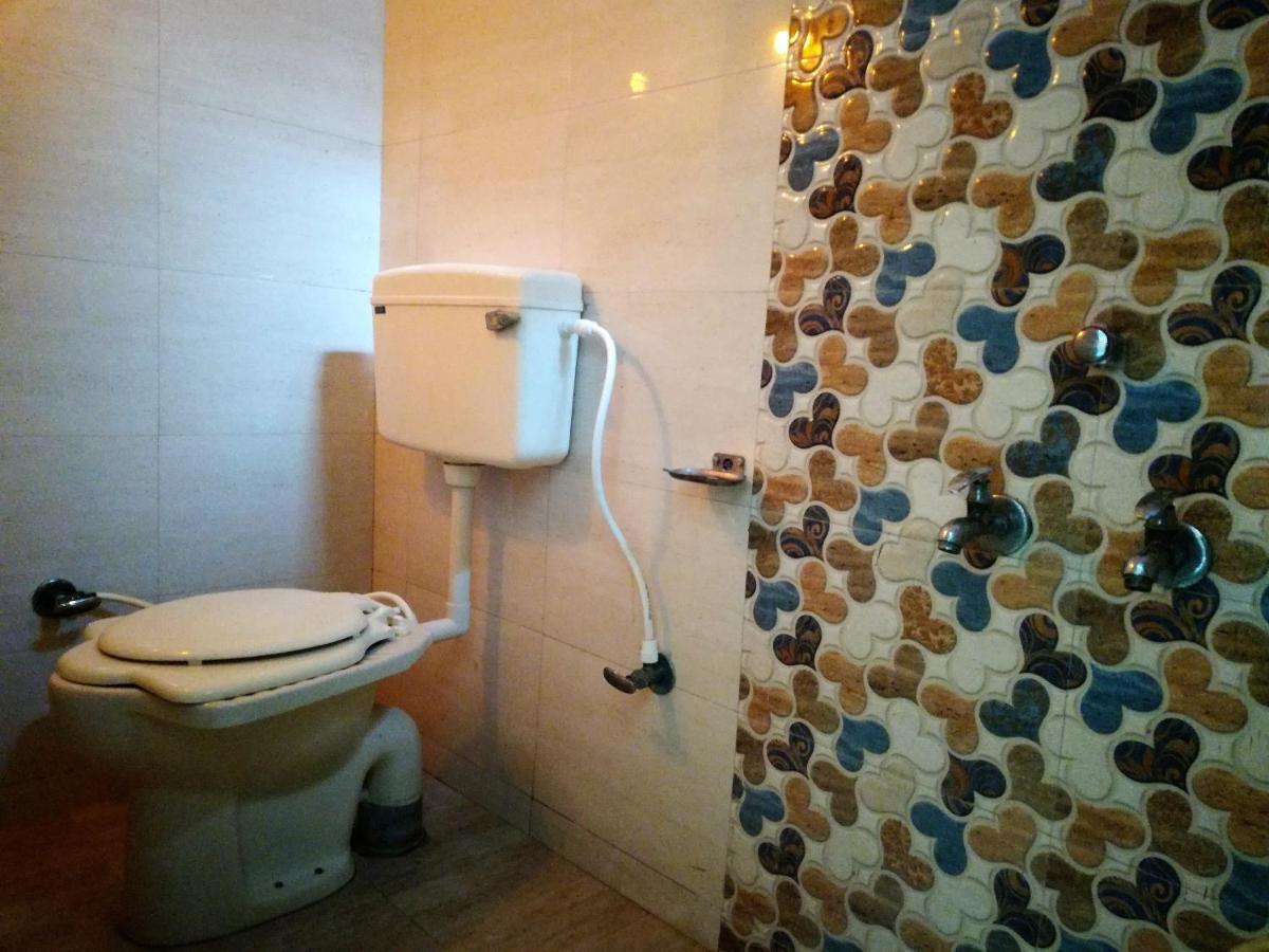 Hotel Shiv Regency Kukma Buitenkant foto